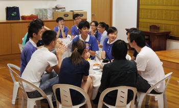 介绍慈青大家庭 学院生发心加入