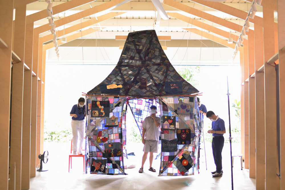 Connecting Different Community Groups through the "Stay Home Quilt" Art Project